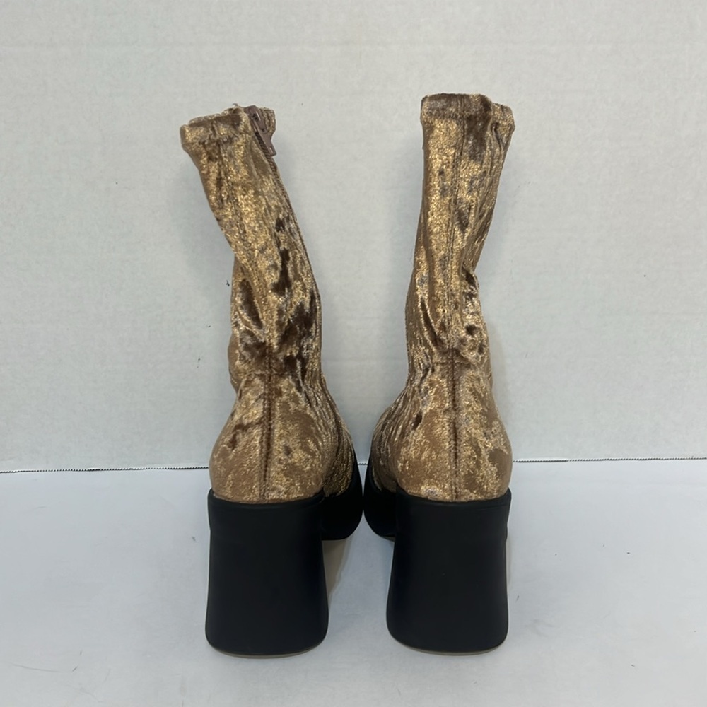 NWOB Steve Madden Klayton Velvet‎ Platform Mid Boots Size 7 - Picture 3 of 6